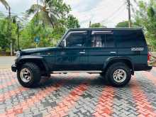 https://riyasewana.com/uploads/toyota-land-cruiser-149305422942.jpg
