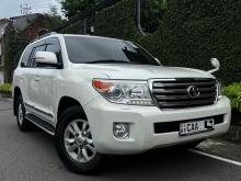 Toyota Land Cruiser VX V8 2013 SUV