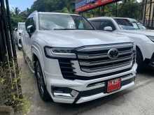 Toyota LAND CRUISER LC300 2023 SUV