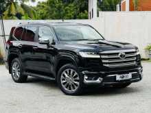 Toyota Land Cruiser 300 2024 SUV