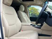https://riyasewana.com/uploads/toyota-land-cruiser-17110113545.jpg
