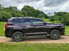 https://riyasewana.com/uploads/toyota-land-cruiser-18155832623.jpg