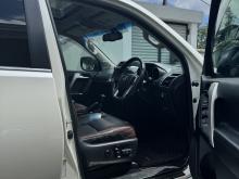 https://riyasewana.com/uploads/toyota-land-cruiser-1819225217135.jpg