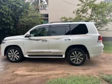 https://riyasewana.com/uploads/toyota-land-cruiser-18274417274.jpg