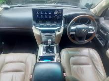 https://riyasewana.com/uploads/toyota-land-cruiser-19100117306.jpg