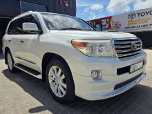 Toyota Land Cruiser V8 Sahara 2010 SUV
