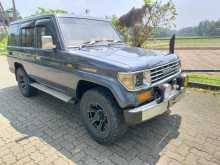 Toyota Land Cruiser Box Prado 1987 SUV