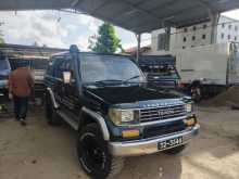 Toyota Land Cruiser Box Prado BJ75 1987 SUV