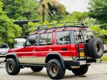 https://riyasewana.com/uploads/toyota-land-cruiser-1987-1721531312552.jpg