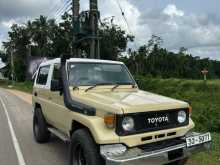 Toyota Land Cruiser BJ73 1987 SUV