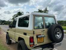 https://riyasewana.com/uploads/toyota-land-cruiser-1987-2321582512683.jpg