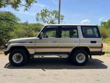 https://riyasewana.com/uploads/toyota-land-cruiser-1990-1314245512463.jpg
