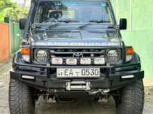 Toyota Land Cruiser BJ73 1990 SUV