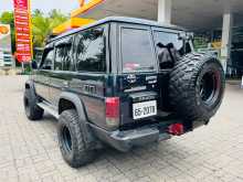 https://riyasewana.com/uploads/toyota-land-cruiser-1991-2613252112194.jpg