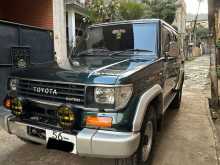 https://riyasewana.com/uploads/toyota-land-cruiser-1994-1219270112434.jpg