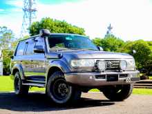 Toyota Land Cruiser Sahara 1995 SUV