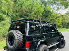 https://riyasewana.com/uploads/toyota-land-cruiser-1996-208155912963.jpg