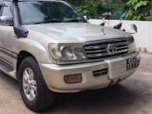 Toyota Land Cruiser Sahara 100 1999 SUV