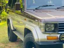 https://riyasewana.com/uploads/toyota-land-cruiser-2000-120522612324.jpg