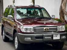 Toyota Land Cruiser Sahara 100 Series VX 2000 SUV