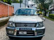 Toyota Land Cruiser Prado 2000 SUV