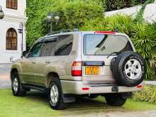 https://riyasewana.com/uploads/toyota-land-cruiser-2000-3013302312553.jpg