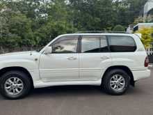 https://riyasewana.com/uploads/toyota-land-cruiser-2001-418272112152.jpg