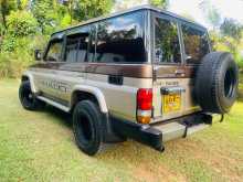 https://riyasewana.com/uploads/toyota-land-cruiser-2002-2521214512392.jpg