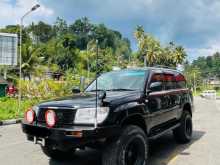 Toyota Land Cruiser 105 2002 SUV