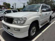 Toyota Land Cruiser Sahara 100 VX V8 2003 SUV