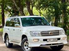 Toyota Land Cruiser Sahara 100 2003 SUV