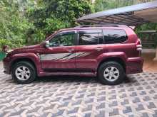 https://riyasewana.com/uploads/toyota-land-cruiser-2005-123320512374.jpg
