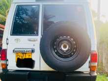 https://riyasewana.com/uploads/toyota-land-cruiser-2005-1615261812192.jpg