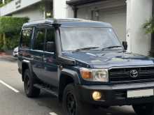 Toyota Land Cruiser 2005 SUV