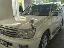 Toyota Land Cruiser Sahara 100 2006 SUV