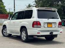 https://riyasewana.com/uploads/toyota-land-cruiser-2006-49261312043.jpg