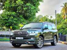 Toyota Land Cruiser Sahara V8 2008 SUV