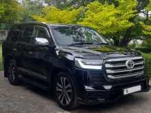 Toyota Land Cruiser Sahara LC300 2008 SUV