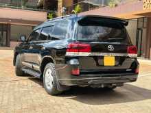 https://riyasewana.com/uploads/toyota-land-cruiser-2008-912243712153.jpg