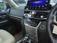 https://riyasewana.com/uploads/toyota-land-cruiser-2009-911553712743.jpg