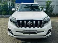 Toyota Land Cruiser Prado 150 2010 SUV