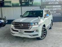 Toyota LAND CRUISER URJ202 ZX 2010 SUV