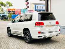 https://riyasewana.com/uploads/toyota-land-cruiser-2010-26554712732.jpg