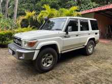 https://riyasewana.com/uploads/toyota-land-cruiser-2010-811044912144.jpg