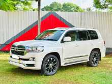 Toyota Land Cruiser Sahara V8 2010 SUV