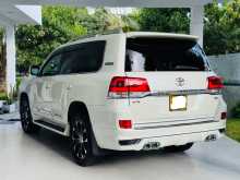 https://riyasewana.com/uploads/toyota-land-cruiser-2010-97013312322.jpg