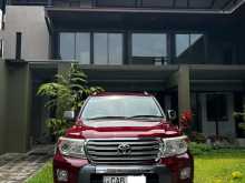 Toyota Land Cruiser 2011 SUV