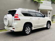 https://riyasewana.com/uploads/toyota-land-cruiser-2012-2412215212613.jpg