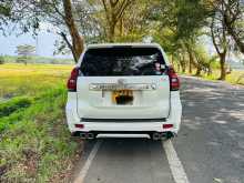 https://riyasewana.com/uploads/toyota-land-cruiser-2012-2510220612913.jpg