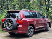 https://riyasewana.com/uploads/toyota-land-cruiser-2012-289033912322.jpg